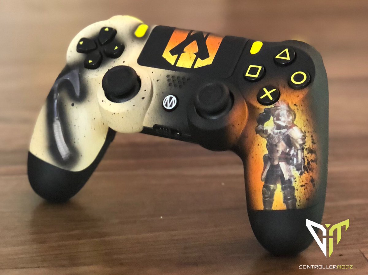 AuModz's tweet photo. Apex Legend Pro Controller w/ Smart Triggers and Bumpers Right Tension Thumbstick, Pro Buttons and an awesome paint job. Your looking for something cool like this hit us up in our DM’s ✌🏻 #modernwarefare4 #callofduty #xboxoneslim #xbox #Melbourne #gamers #gamersofmelbourne #ps5 https://t.co/B8XRTpiqJS