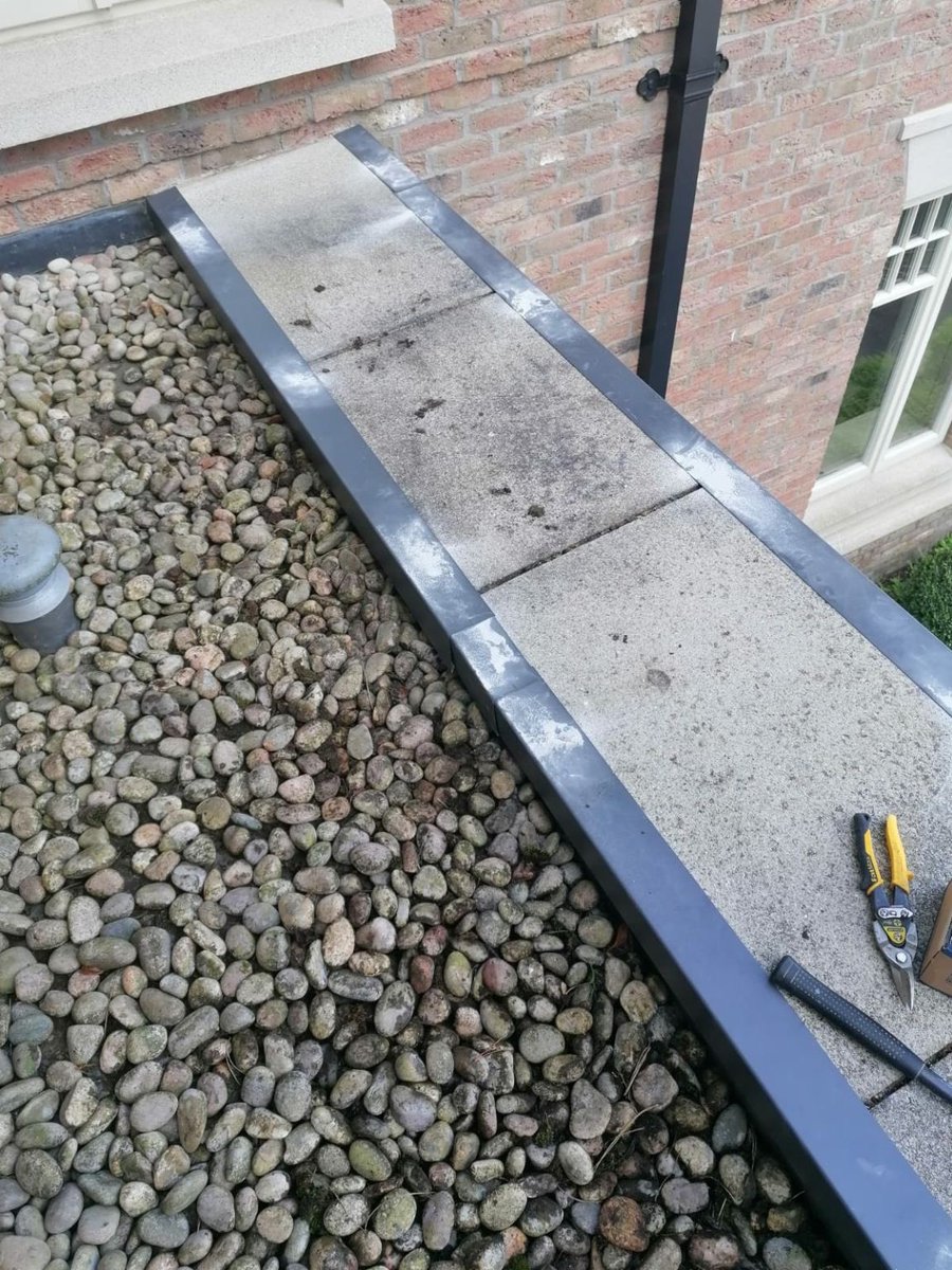 stratawaterpro's tweet photo. @DANOSAUK danopol membrane and metal being put to great use on this luxury home in County Down. Full encapsulation of existing granite cappings helping eradicate water run off down the buildings front. Great work from the guys  Carland Roofing &amp; Maintenance Ltd. 

#strata https://t.co/6LSNw79N8L