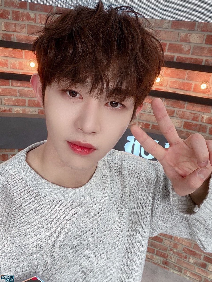 arirang_ASC's tweet photo. [Ciipher]
⠀
생방송 내내 에너지파워풀충전🔋
우리 싸이퍼 덕분에 에엣씨의 하루도
행복했어요 ♡
울 싸이퍼 앞으로 남은 활동도
다치지 말고 파이팅하고 .ᐟ
우리는 다음 컴백 때 또 만나요 🤙🏻🤍
⠀
#CIIPHER_ASC #CIIPHER @RAIN_Ciipher https://t.co/zTuRRvRojj