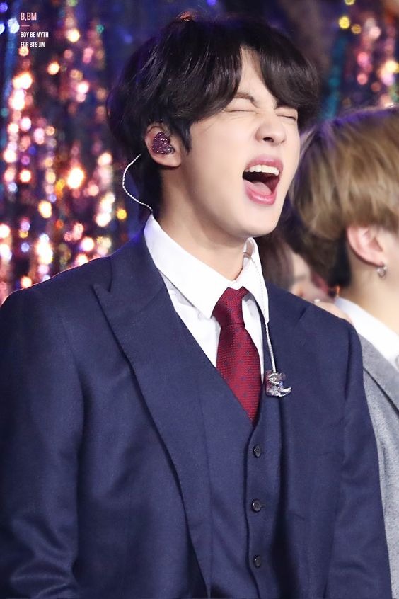 Yessi71972126's tweet photo. @SeokJin_MX @BTS_twt Me encantan este tipo de causas.
#UnUltimoCuack
Jin siempre se ve hermoso
@BTS_twt https://t.co/Boo5MII9PS