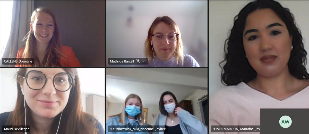 #InnovaTech2021 C'est parti pour le Pitch de l'équipe 3, composée de Domitille <a href="/GroupeESIGELEC/">ESIGELEC</a> Maud &amp; Mathilde <a href="/univrouen/">Université de Rouen Normandie</a> ainsi que Marwa de <a href="/navalgroup/">Naval Group</a> et Flavie &amp; Mila, lycéennes sur la thématique de la #villedurable ! 💡