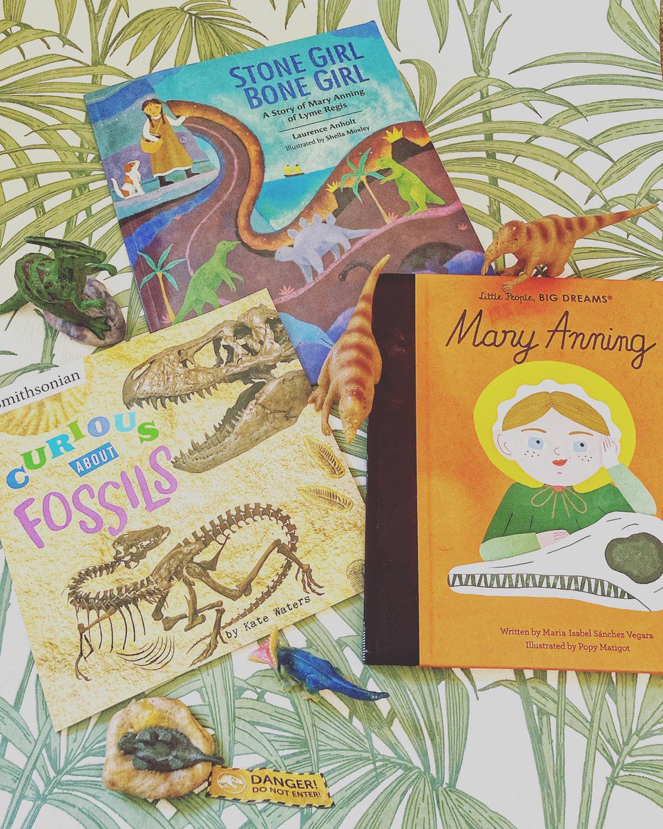 Mary Anning inspired bookish play today on the blog  #maryanning #bookishplay #childrensnonfiction nourishedbybooks.wordpress.com/2021/04/06/mar…