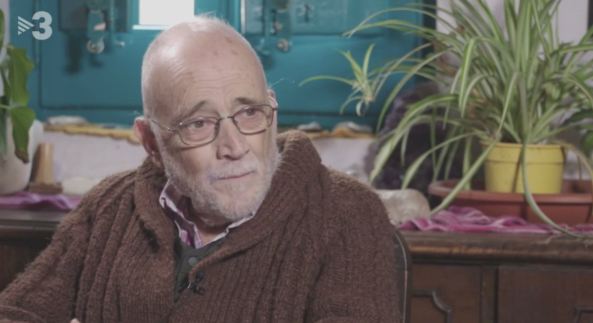 Marxa un referent en la defensa de la justícia social, dels drets humans, dels més vulnerables. Marxa, però queda el seu llegat, immens, dedicat a fer un món millor. El més sentit condol de la comunitat educativa marista a la seva família i persones properes. #AdeuArcadi