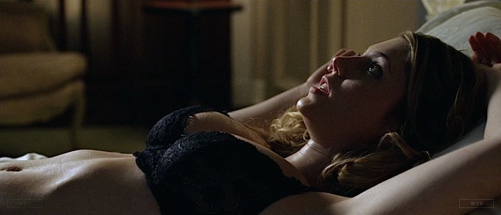 Happy Birthday to Diora Baird who\s now 38 years old. Do you remember this movie? 5 min to answer! 