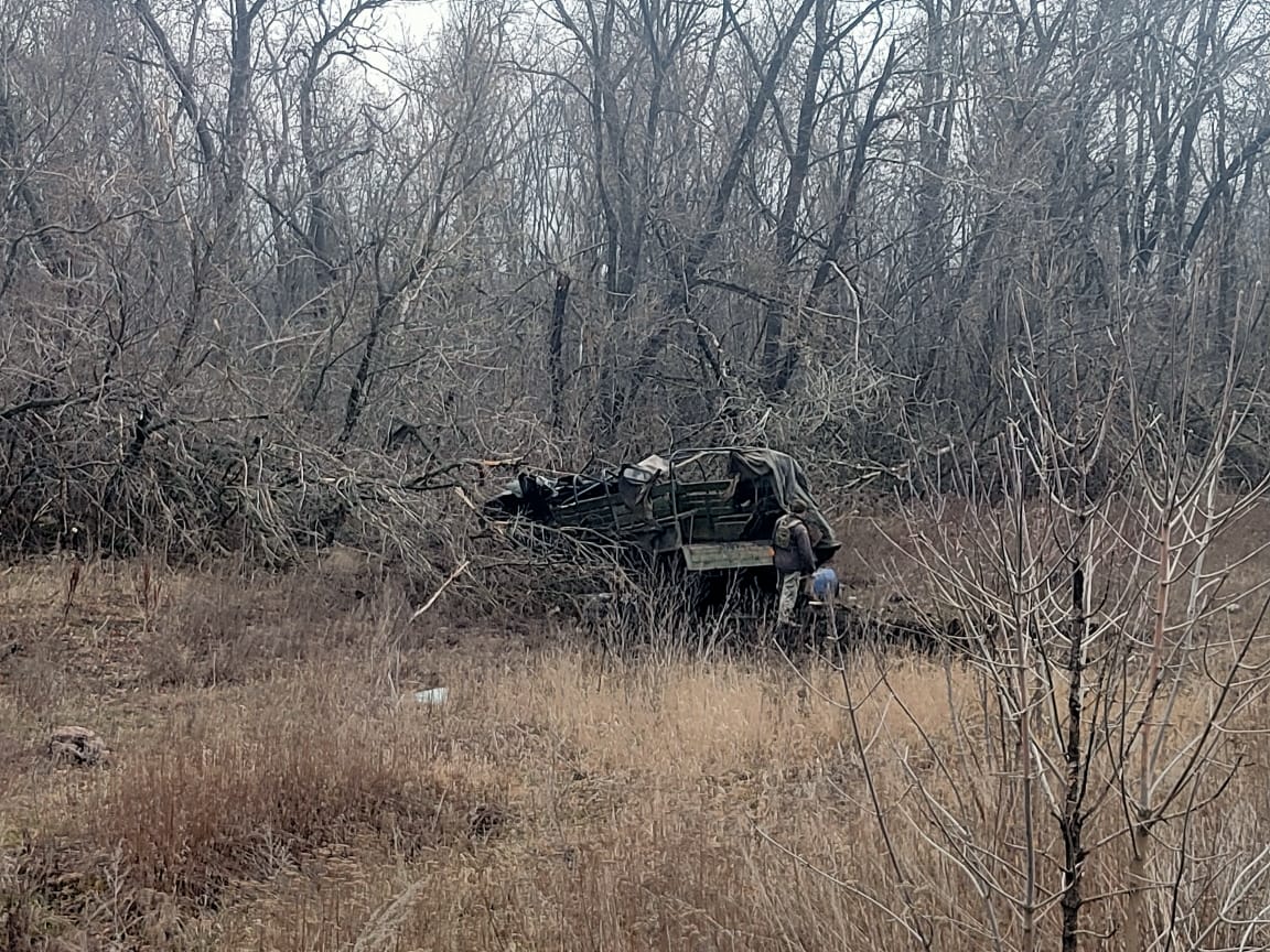 Сколько погибших всу на украине на сегодняшний. ГАЗ 66 ВСУ. Военный ВСУ подорвался на мине. ГАЗ 66 подорвался на мине. Российская бронетехника на Донбассе.