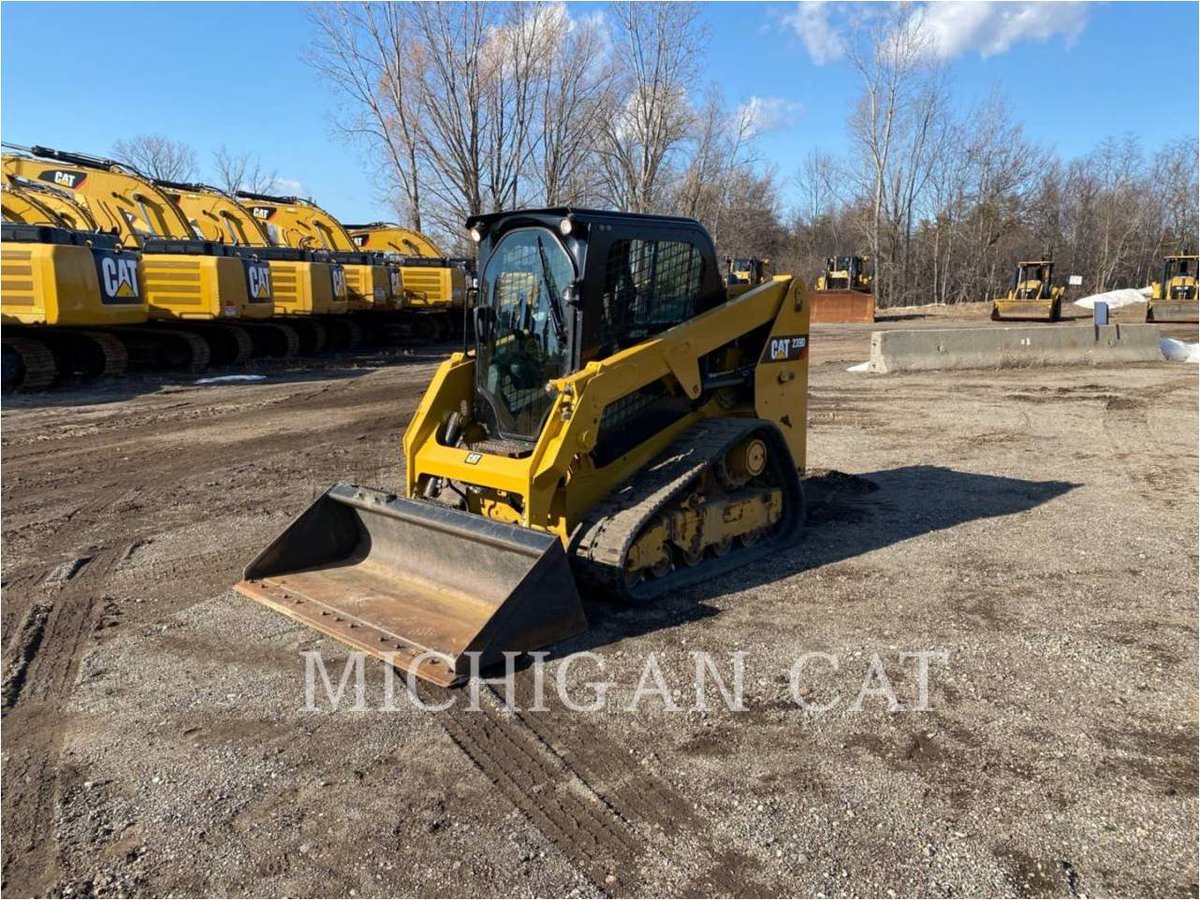 rockanddirt's tweet photo. 🚧🚜 Since 1944 @MichiganCAT44 has been servicing, renting & selling construction equipment such as scrapers, #graders, #dozers, #excavators, backhoes & more. Visit ➡ https://t.co/bMxwQfOhfc or give them a call 📞 at (866) 895-7480 ext 1500. #HeavyEquipment #MichiganCAT https://t.co/fbzANrgBMY