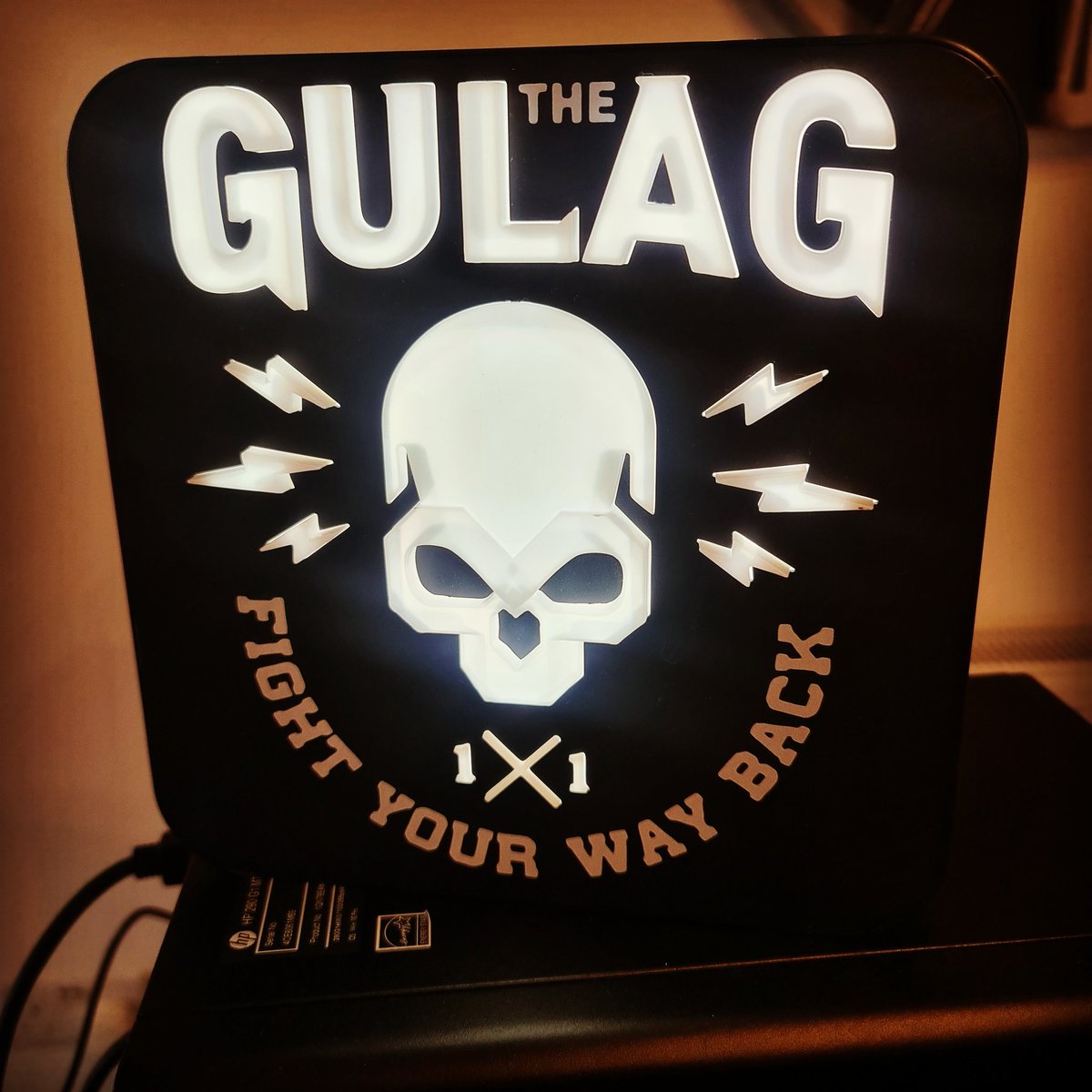 Look what my girlfriend bought me for my Birthday, nice addition to my studio! 🤣🤣

#warzonecod #warzone #gulag #gulagmemes #modernwarefare #twitchaffiliate #pcgamingsetup #coldwar #callofdutycoldwar #callofduty #callofdutywarzone #gamingsetup #gamingsetup #competitivegamer