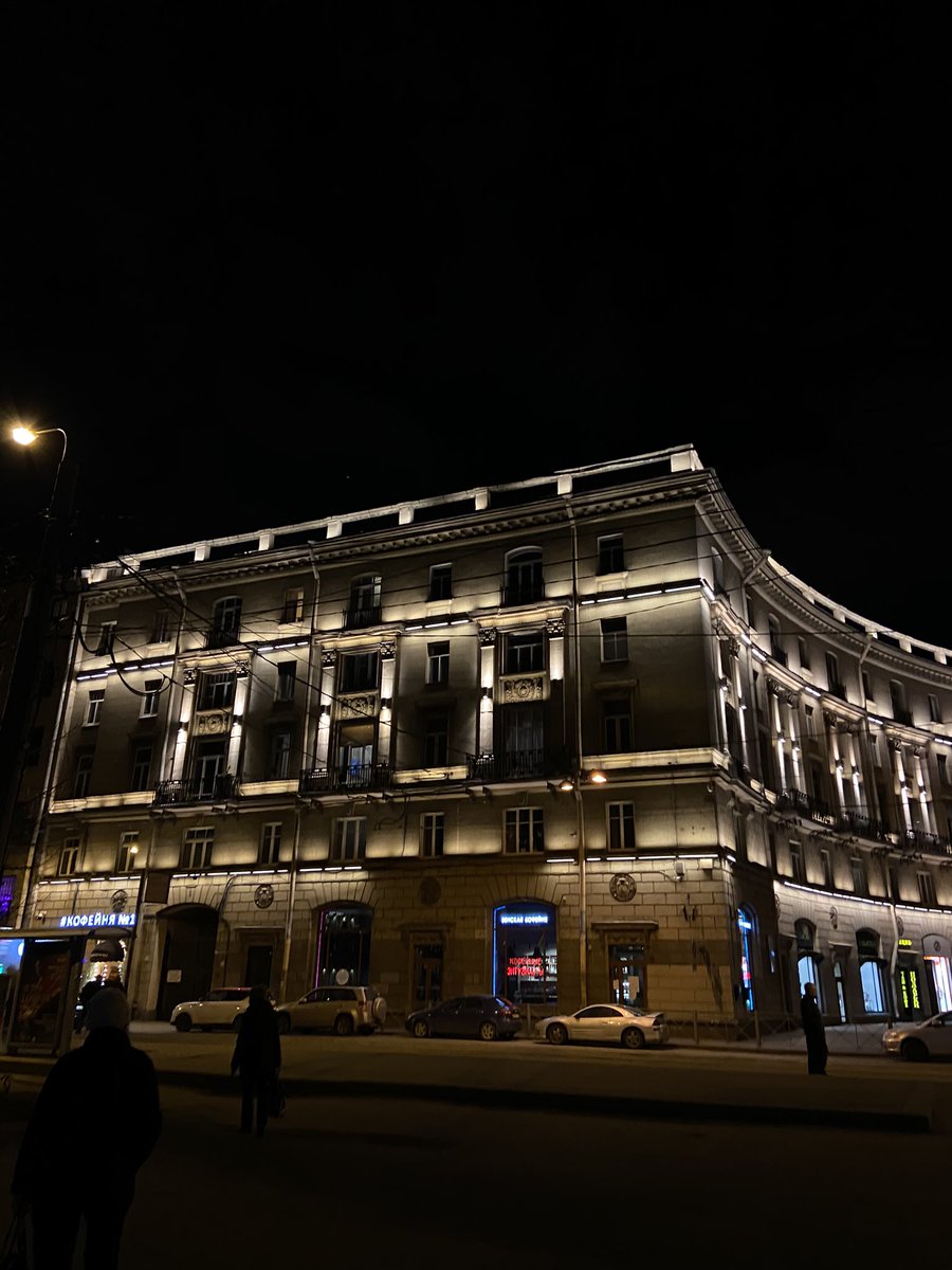 oeldamon's tweet image. влюбилась в Питер....