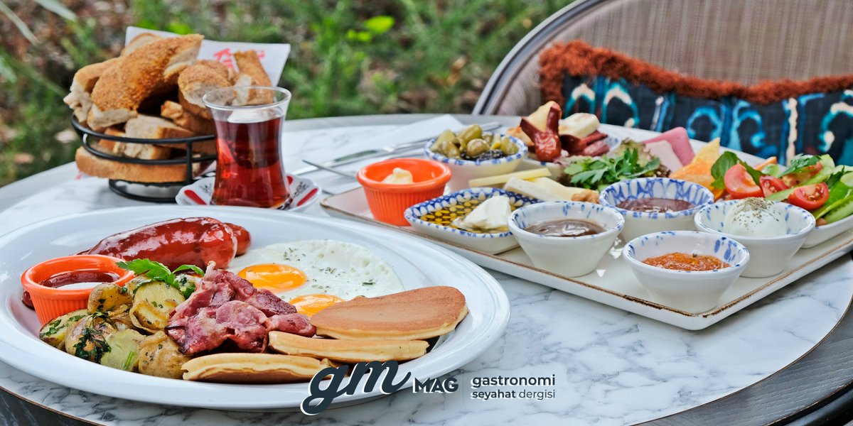 GurmeMag's tweet photo. Günün vazgeçilmez öğünü kahvaltı Kırıntı‘da ayrı güzel! ☀️
All happiness depends on a leisurely breakfast! ☕️

#gurmemag #kırıntırestaurant #kırıntıbebek #kırıntıhilltown https://t.co/kAoTcDm4KV
