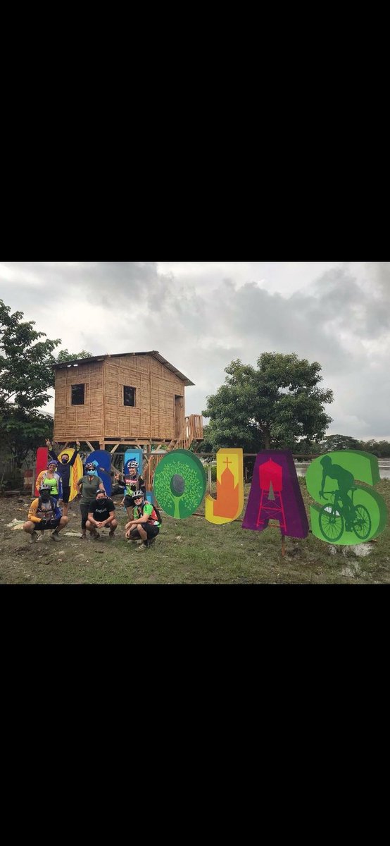 l_daule's tweet photo. @dianagonzi @larajanad Para su próxima visita a Los Lojas les recomendamos pasar por la cabaña y tomarse la foto en las letras. https://t.co/tG4oOpyuWv