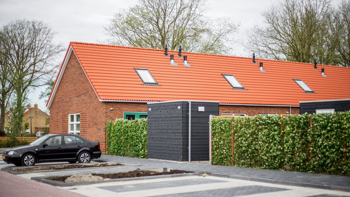 ThePeterBelton's tweet image. Nosey neighbours?

Along with protecting your privacy, living #greenscreens can also make your home more secure &amp;amp; improve the overall aesthetics of your outdoor space.

Find out more ➡️ bit.ly/39aJ6cf

#gardenprivacy #privacyscreening #privacyscreen #naturalscreening