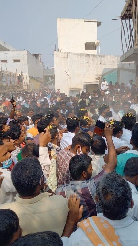 gouda_basan's tweet photo. 2/2
@DKShivakumar @RahulGandhi @priyankagandhi @siddaramaiah https://t.co/zxpdO3nWDH