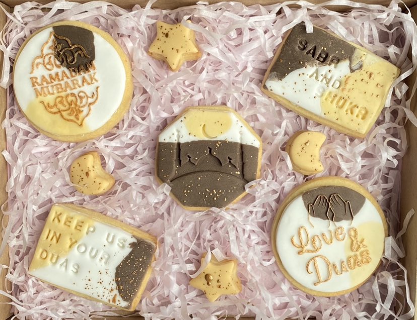 boxofdelightsuk's tweet photo. ✨ RAMADAN COOKIE BOX ✨

Our Ramadan collection is now live, you can head to our Instagram or send us a dm for more info! 

Our Ramadan collection is also available to purchase on @UmmazingCo https://t.co/JYsORGeT34