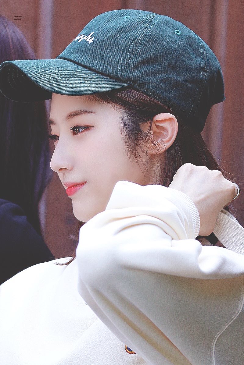 minseulthinker's tweet image. loonathetam everland haseul... i miss u