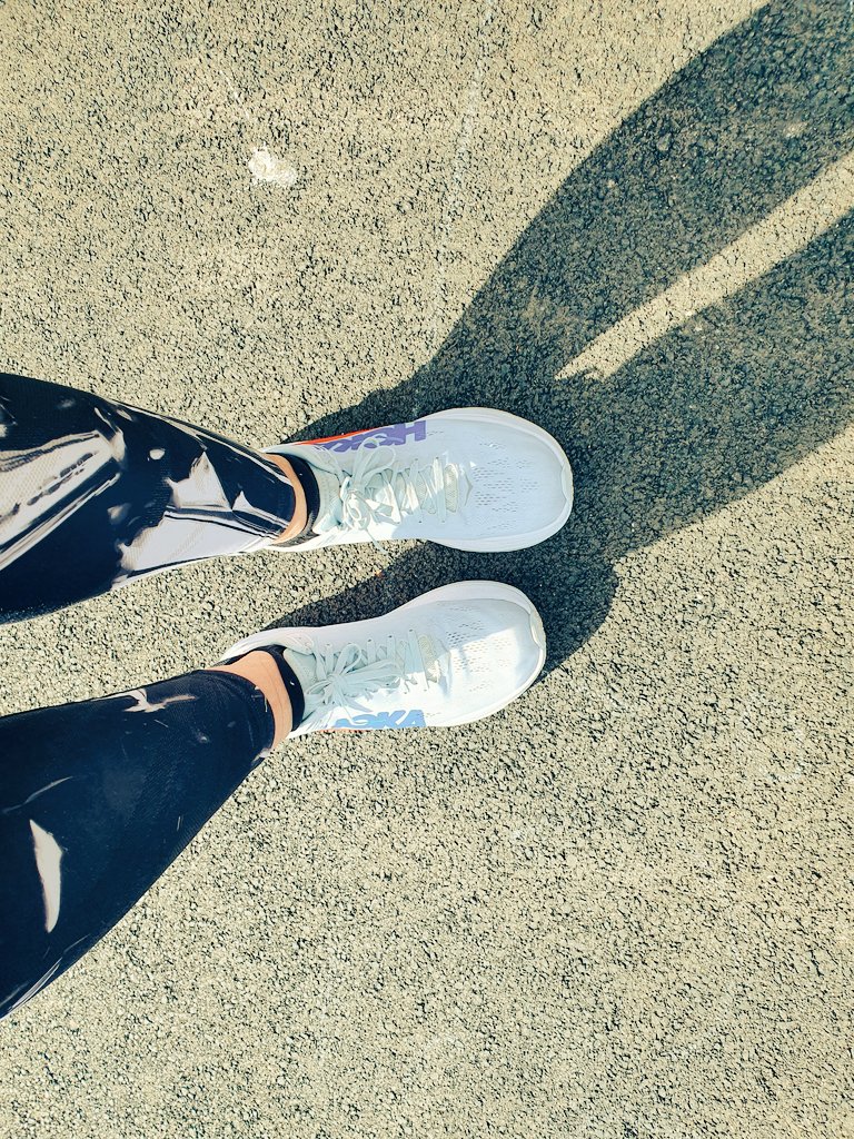 gatewaytrustCEO's tweet photo. Powered by sunshine, rest, holidays, top tunes & my beautiful @HOKAONEONE shoos a cheeky little 10k this morning. #lovedit #slowbuthappy #metime #droppedoffranhome #layerson #keepwarmkeepmoving https://t.co/lzHrO93ou4