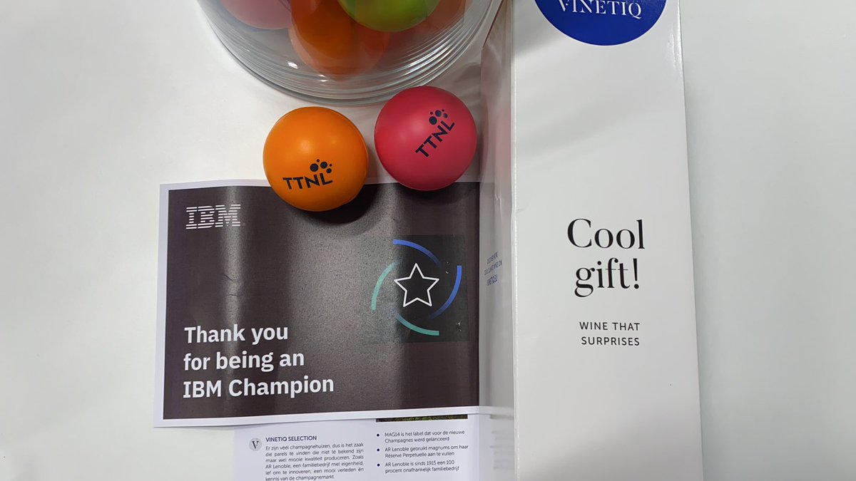 EdwinDerksen's tweet image. Your Welcome! 🥂RT @manthonijsz: Thank you #IBM for this cool gift! #IBMchampion #TTNL 🥂