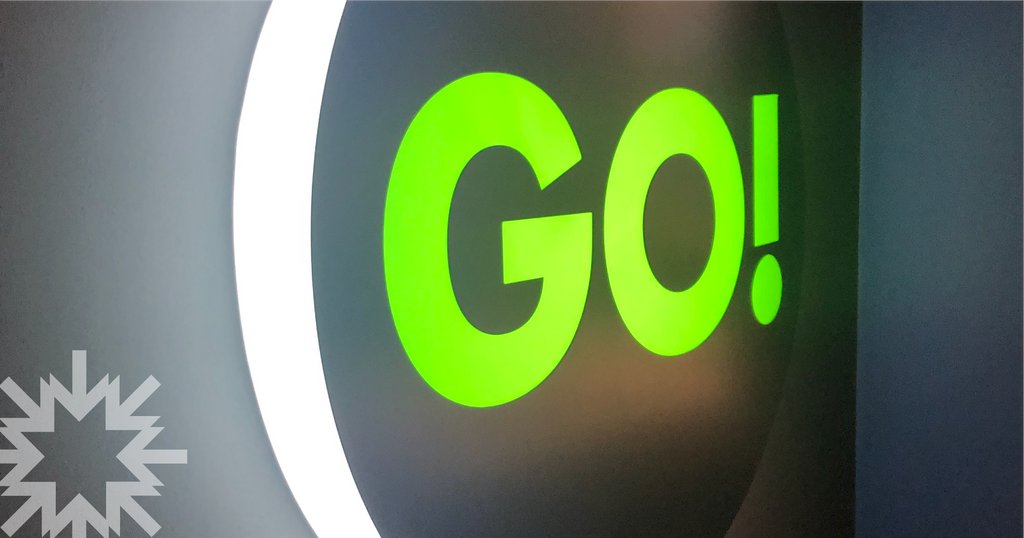 ASTRASIGNS's tweet image. Amazing digitally printed colours for @nochintz 
Digitally printed GO! graphics mounted to the face of LED internally illuminated acrylic light box complete with illuminated edges 
#printedvinyl #digitallyprinted #metamark #ledillumination #led #lightbox #graphics