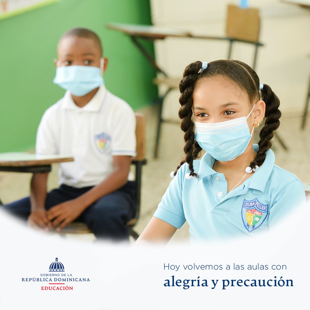 ¡Hoy es el gran día! Nos volvemos a encontrar en el inicio de este #RetornoGradualALasAulas, siguiendo el protocolo y con el apoyo de las familias, docentes, personal administrativo y estudiantes lo vamos a lograr. 

#LaAlegríaDelReencuentro