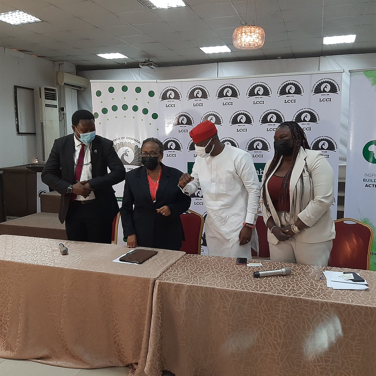 YNaija's tweet image. The Future Africa Internship Program is an initiative of @TFAAfrica in partnership with Lagos Chamber of Commerce &amp;amp; Industry to create an opportunity where fresh graduates get to improve their portfolio via a paid internship program. #FAIP #FAIPPressConference #TheFutureProject