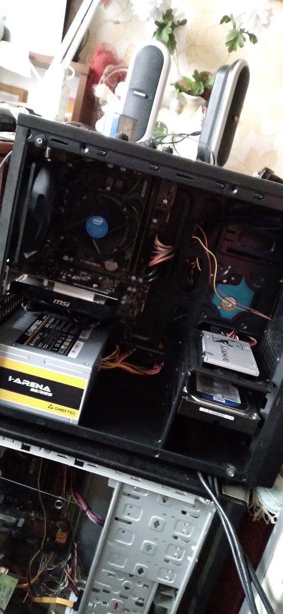 jazeps19967's tweet photo. That's the case DEEPCOOL MATTREXX 30. VERY CHALENGING TO DO CABLE MANEGMENT BUT IT'S ACCEPTABLE FOR ME. WHAT I NEED TO DO NEXT. ANSWER IN COMMENTS. https://t.co/rtZi9IUucX