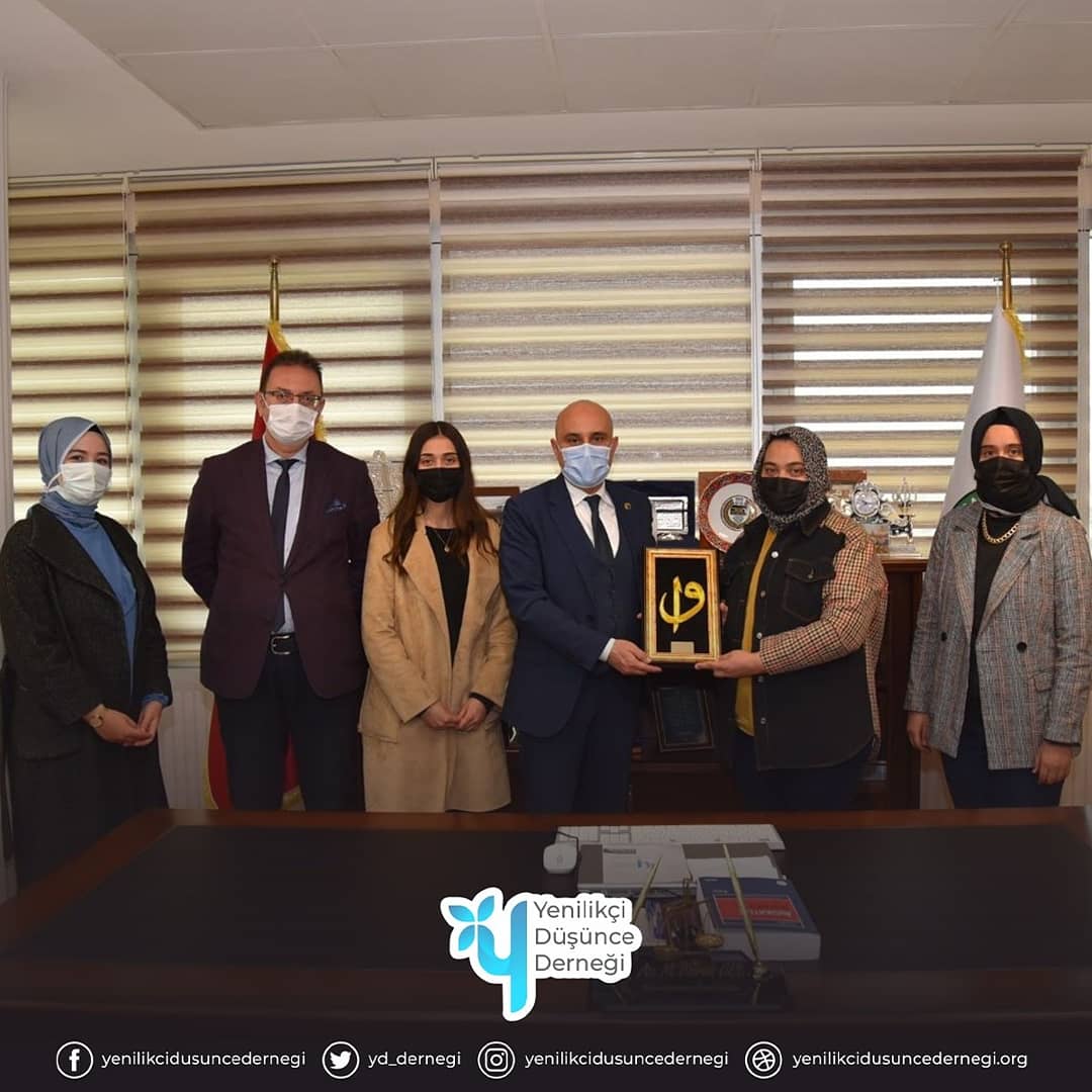 yd_dernegi's tweet photo. #YenilikçiDüşünceDerneği Yönetim Kurulu olarak, 5 Nisan Avukatlar Günü dolayısıyla K. Maraş Baro Başkanı Av. M. Burak Gül ve Başkan Yardımcısı Av. Ali Ünlü beyefendileri ziyaret ettik. Misafirperverliklerinden ötürü teşekkür ediyor, nezdinde bütün avukatların gününü kutluyoruz https://t.co/9Hom46JufD