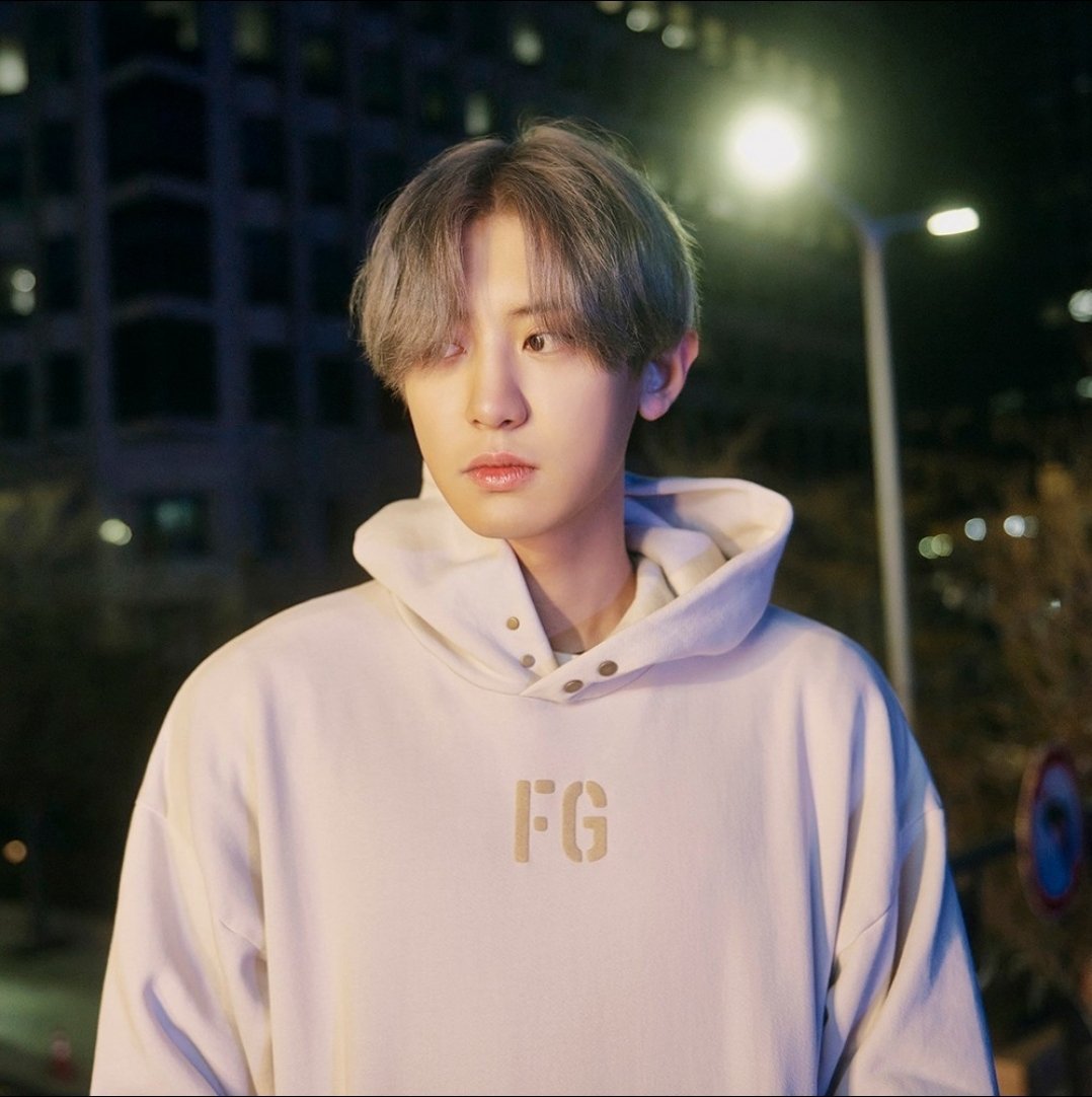 ChanyeolBrasil_'s tweet photo. [PIC 060421] Novas fotos do Chanyeol para "Tomorrow" disponibilizadas pela MelOn.

#TomorrowWithCHANYEOL
#TomorrowMVOutNow
#찬열 #CHANYEOL @weareoneEXO https://t.co/UFrtUNQJ6Z