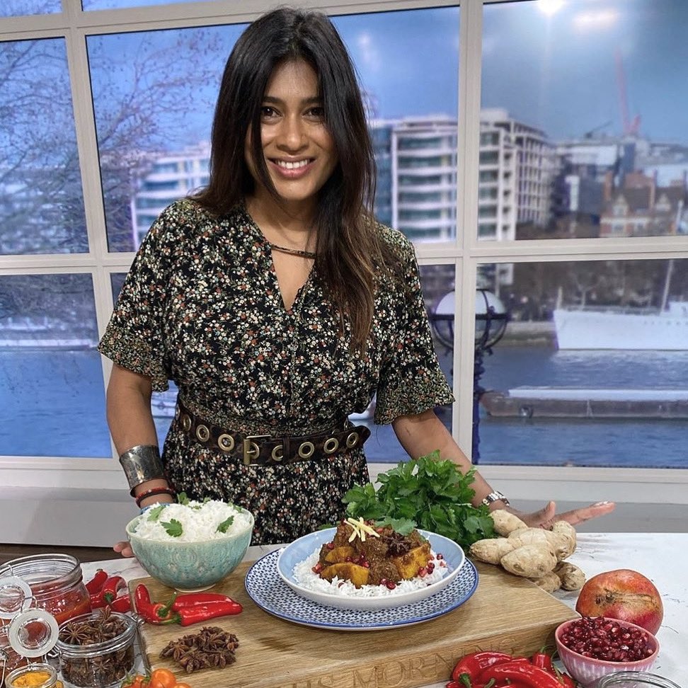 Gingerbeer onion Bhajis and Lamb and Plum Curry- I’m going to show you both on <a href="/thismorning/">This Morning</a> tomorrow- to cook along- bhajis need gingerbeer, gram flour and any powdered spices you have. The lamb- need turmeric Chili Garam masala star anise dried prunes tinned tomatoes💪🏾