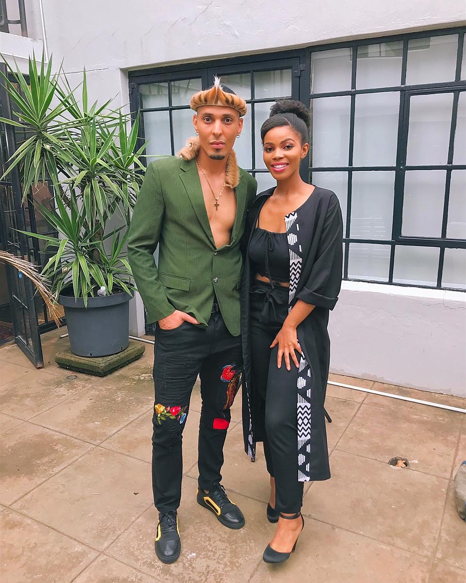 siphosethukoom's tweet photo. I said yes to a second date! 

#DateMyFamily https://t.co/hzvWHyGWvI