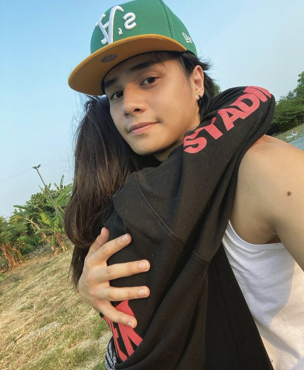corasnts's tweet photo. Ay ohh miss you both ❤️💜❤️🥰😘😘😘
@iamAndalioLoisa @iamr2alonte https://t.co/nposmSu42V