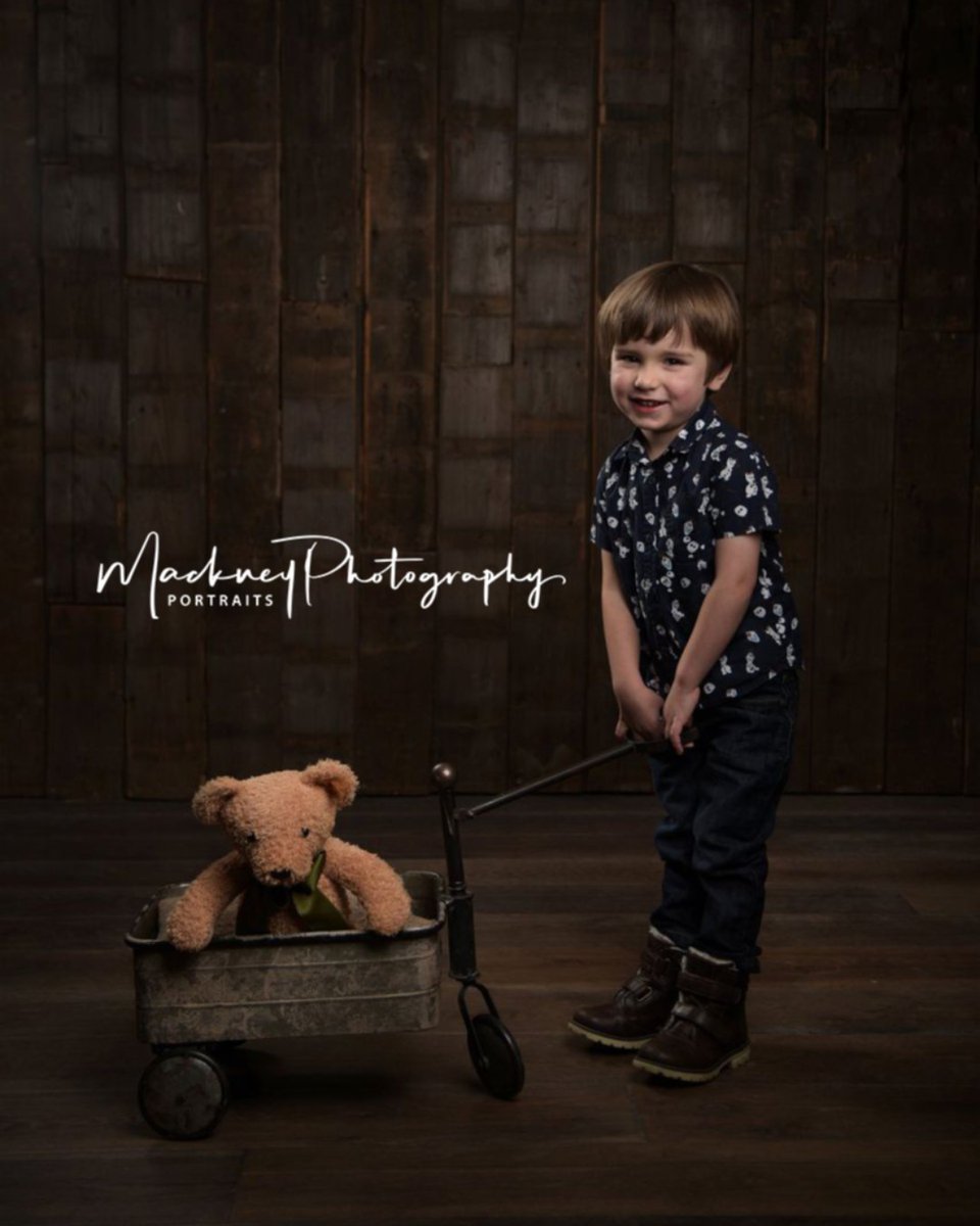 Mackney Portraits tweet media