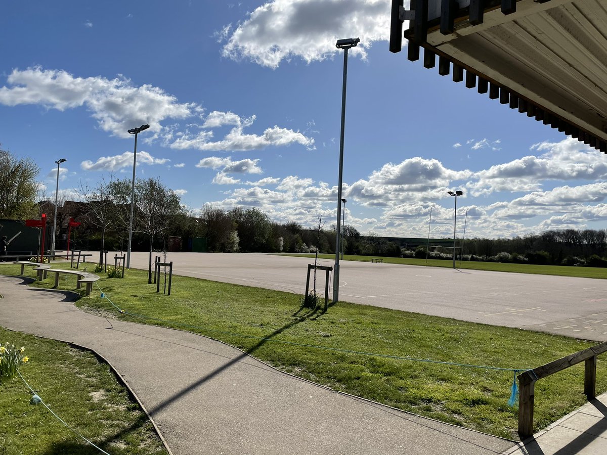 robertbms's tweet photo. A little Easter addition - new floodlights on our netball courts. A huge thank you to Shefford netball club for all their hard work in making this possible. Exciting for the school, club &amp; community moving forwards  🏐 @ClubShefford https://t.co/arCb53AP4F