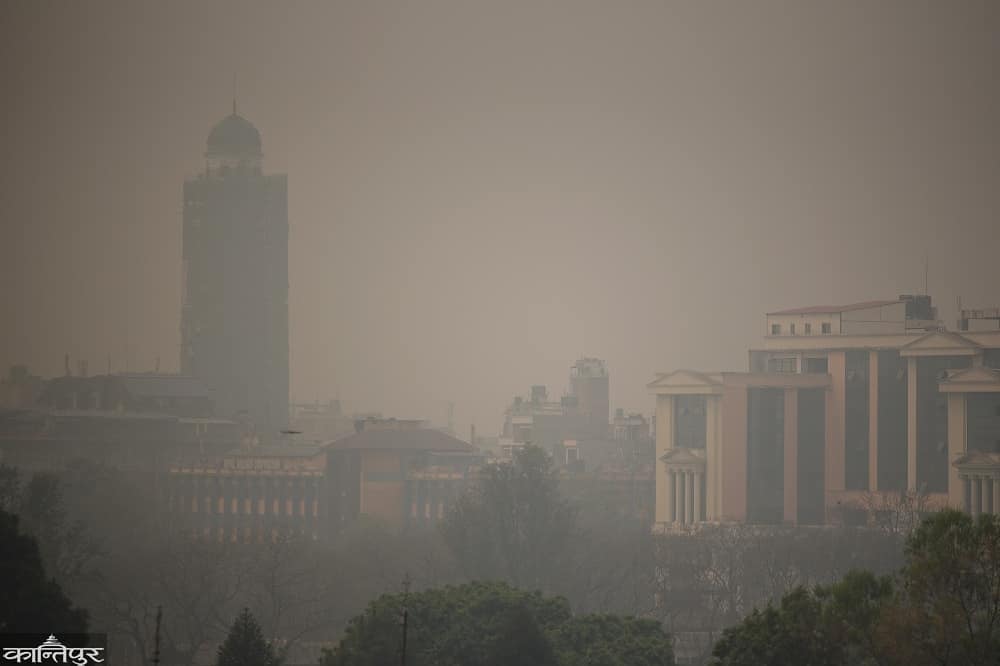 AngadDhakal's tweet photo. City under Haze.
#kathamandu #city #haze #pollution #hazardous #pollutedcity #novisibility #wildfires #nepal #photojournalism #photojournalist #pjclub #pj #iamnikon #nikond750 https://t.co/D8q49RR4Ro