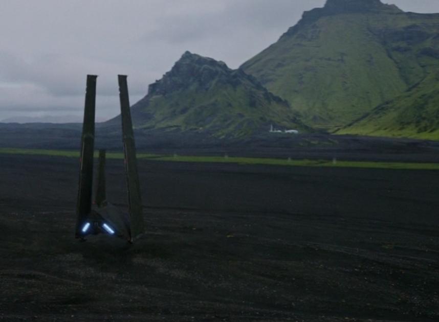 How_Uncivilized's tweet photo. Does Krennic's ship have anything in common with Kylo Ren's? Yes.
Find out in episode 9 of #TheRogueOnes.
https://t.co/Fo1HH4nL3O
#StarWars #HowUncivilized #HUseries2 #recommendations #FilmTwitter #podcasting #AndorSeries https://t.co/pkFdQrLp0U