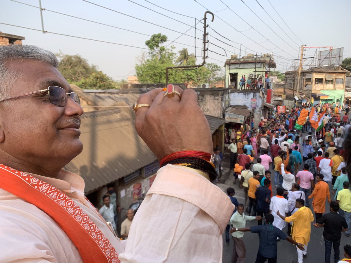 DilipGhoshBJP's tweet photo. Victory is obvious.
Huge turnout today at Pandua Constituency (Hooghly) roadshow. Men, women,senior citizens,youths both from Hindu and Muslim communities vowed to build "Sonar Bangla."
#LokhhoSonarBangla https://t.co/FOkv3IG2d8