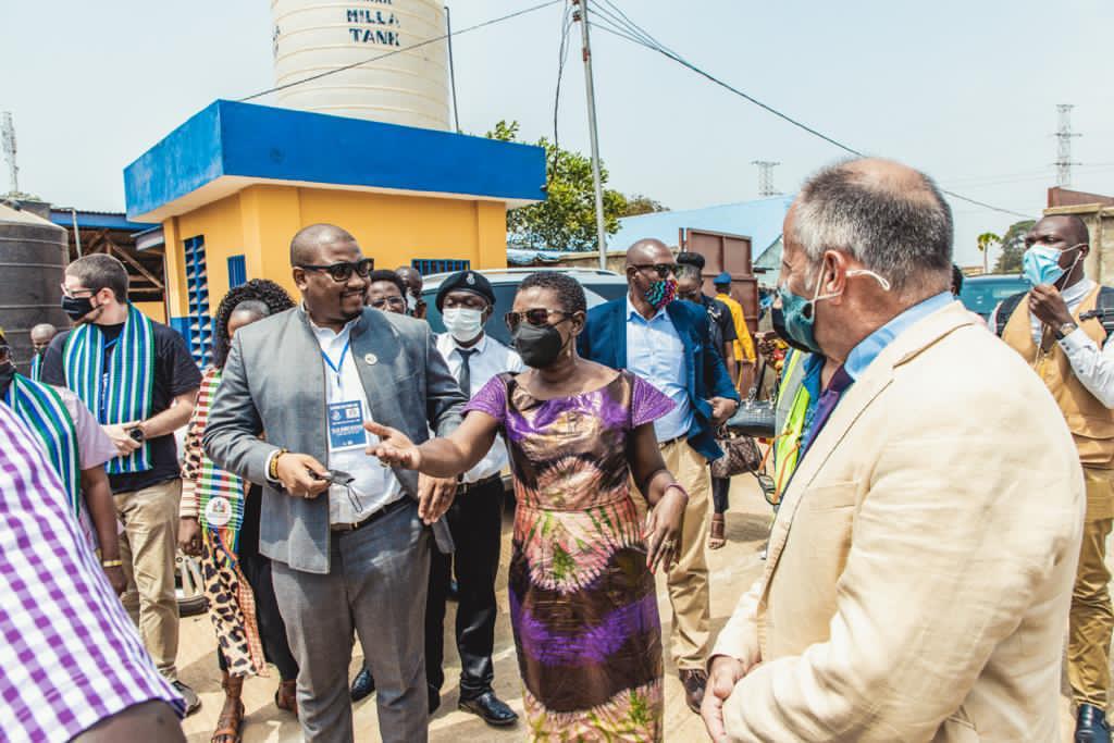 Lord Mayor of Kanifing Municipality in #Gambia Ahmed Talib Bensouda on a week-long visit to Freetown to share achievements and challenges. Visit is an important step as two municipalities explore avenues to formalize and strengthen ties. #SierraLeone #SaloneTwitter