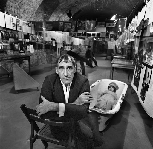 PLinstStockholm's tweet image. Den 6 april 1915 föddes den polska konstnären och teaterskaparen #TadeuszKantor (1915-1990).🎭🇵🇱 Han var en av 1900-talets främsta polska konstnärer och en av världens mest framstående teaterskapare.