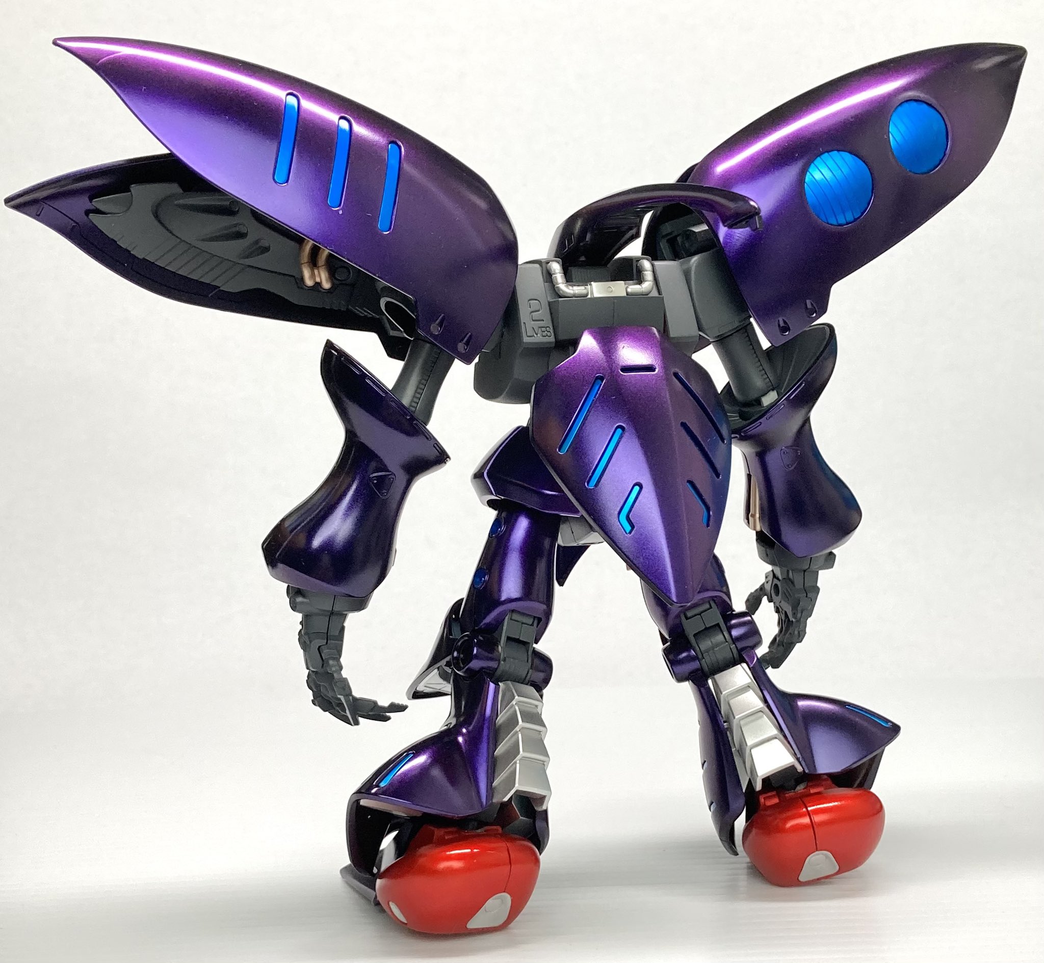 らんゆり Hg キュベレイ ダムド風に仕上げてパール塗装 クレオス アメジストパープルを使用 下地は黒 2日仕上げの簡単フィニッシュです T Co Poogmv72pw Twitter