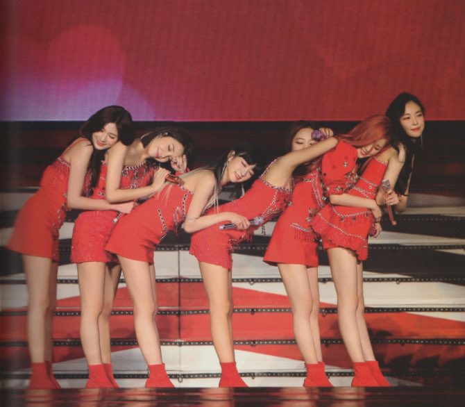 Apinklove222's tweet photo. 6人みんなが笑顔でいれる日が早くきたらいいな…I love apink forever🧡
I love chorong  forever🧡🧡
 #WeLoveYouChorong 
 #ProtectOurLeaderChorong   
 #ProtectChorong 
@Apinkpcr https://t.co/bb4Kc8HHnh