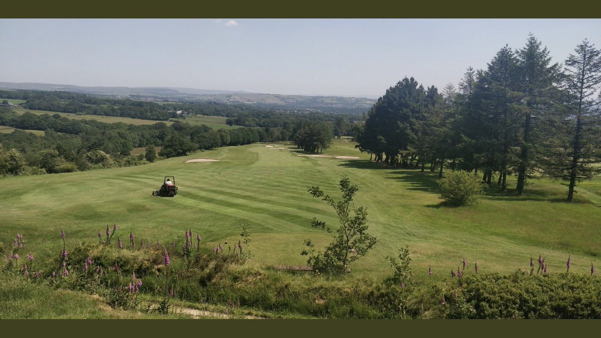 BOLGC_Greens's tweet photo. Bolton Old Links Golf Club is looking for an NVQ Level 3 Qualified Assistant Greenkeeper to join the team at this great Club. If your interested please send a C.V. and cover letter to office@boltonoldlinks.com. https://t.co/ecKometZ1x