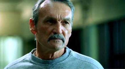 "arrête de pleurer c'est qu'un personnage"

Le personnage :