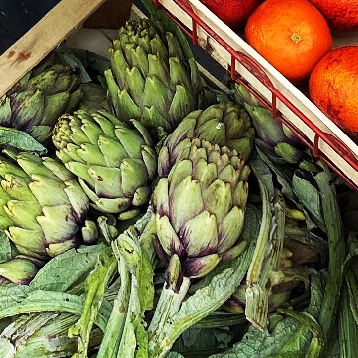 ItaliaanseChef's tweet photo. #carciofiallaromana #artichoke
#romaan #makkelijkerecepten #gezondeten #italiaansekeuken #seizoenstafel #laziamariaitaliaansedelicatessenwinkel #nieuwebinnenwegrotterdam #italiaansedelicatessezaak #stefanocampailla_chef #stefanocampaillaofficial #stefanocampailla https://t.co/LlFl6Hc1ec