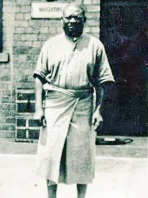 MakualaE's tweet photo. Bonne fête aux Kimbaguistes et hommage à Papa Simon Kimbangu pour la valorisation de l'homme noir. https://t.co/a1jdCUsTHf