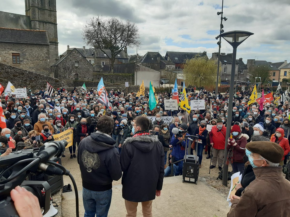 Inès Léraud tweet media
