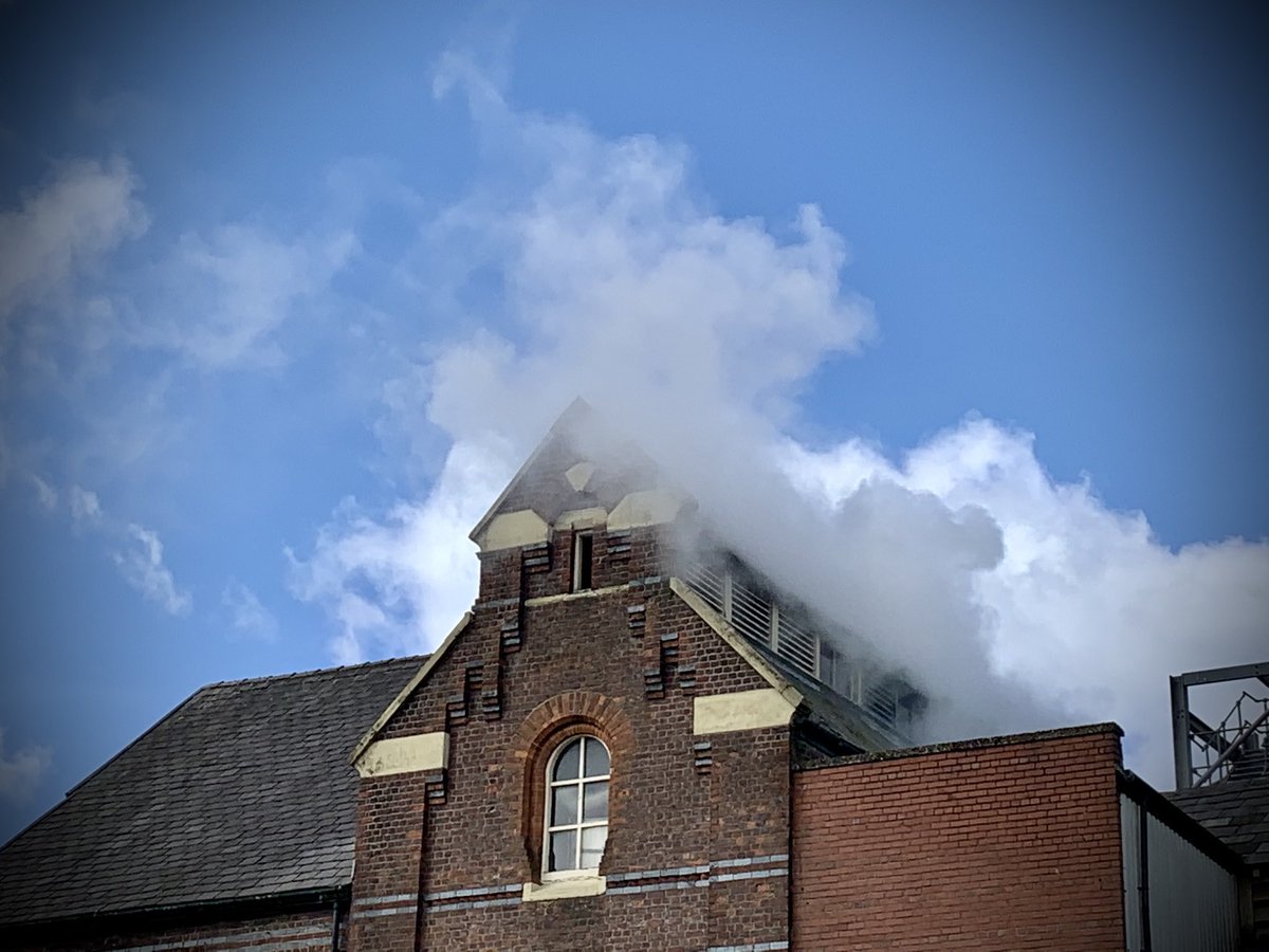 The smell of malt and the sight of steam from the mash rolling across the roof of Greengate.  Another nice little reminder that we’re getting closer to normal at the brewery. <a href="/JWLeesBrewery/">JW Lees</a> <a href="/CAMRA_Official/">CAMRA</a> #beer #cask #pubs #hospitality #manchester #brewing #mpa #bitter