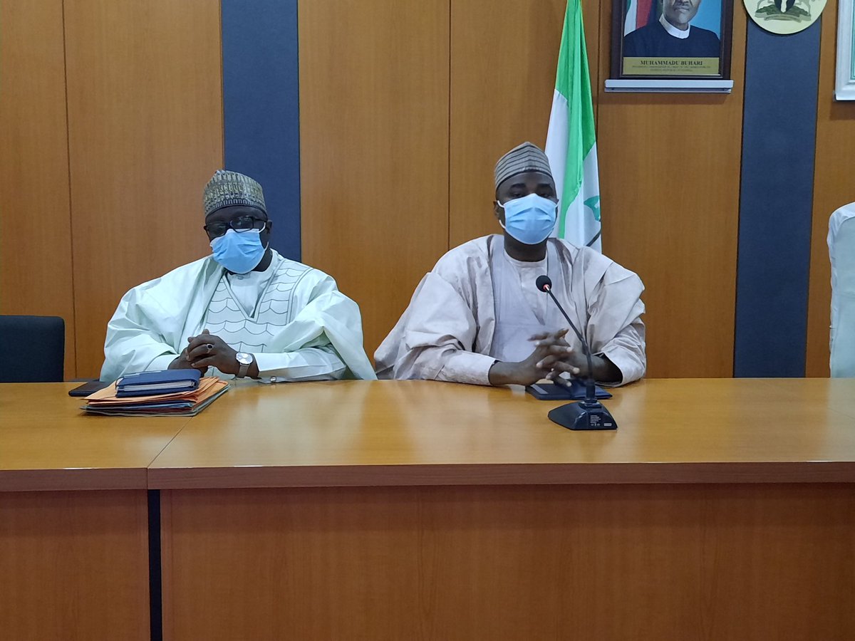 LemaNafiu's tweet image. UDUS Management Submits Report on Land Matters to Governor Tambuwal 

Gov. @AWTambuwal has today received a Report on Land Matters from the Management of Usmanu Danfodio University Sokoto led by the VC, Professor Lawal Sulaiman Bilbis held in the Council Chamber, @SokotoGovtHouse