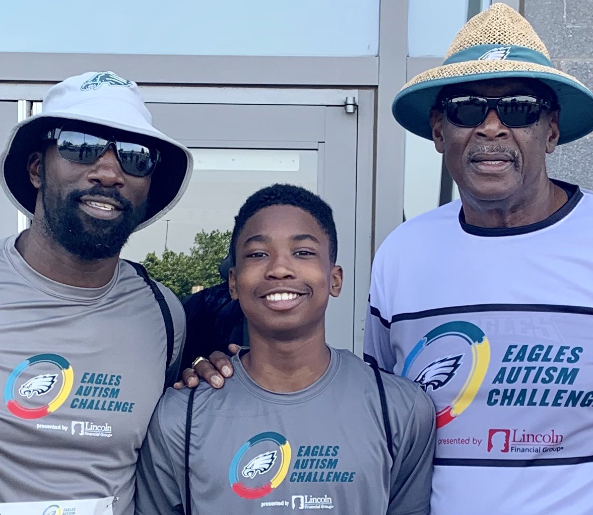 Ike Reese (@ike58reese) on Twitter photo <a href="/36westbrook/">Brian Westbrook</a> And now there’s the opportunity to do what’s long overdue!! RETIRE #17 HOF 🐐 #FlyEaglesFly 💚 <a href="/lookitin/">Harold Carmichael</a> <a href="/36westbrook/">Brian Westbrook</a> And now there’s the opportunity to do what’s long overdue!! RETIRE #17 HOF 🐐 #FlyEaglesFly 💚 <a href="/lookitin/">Harold Carmichael</a>