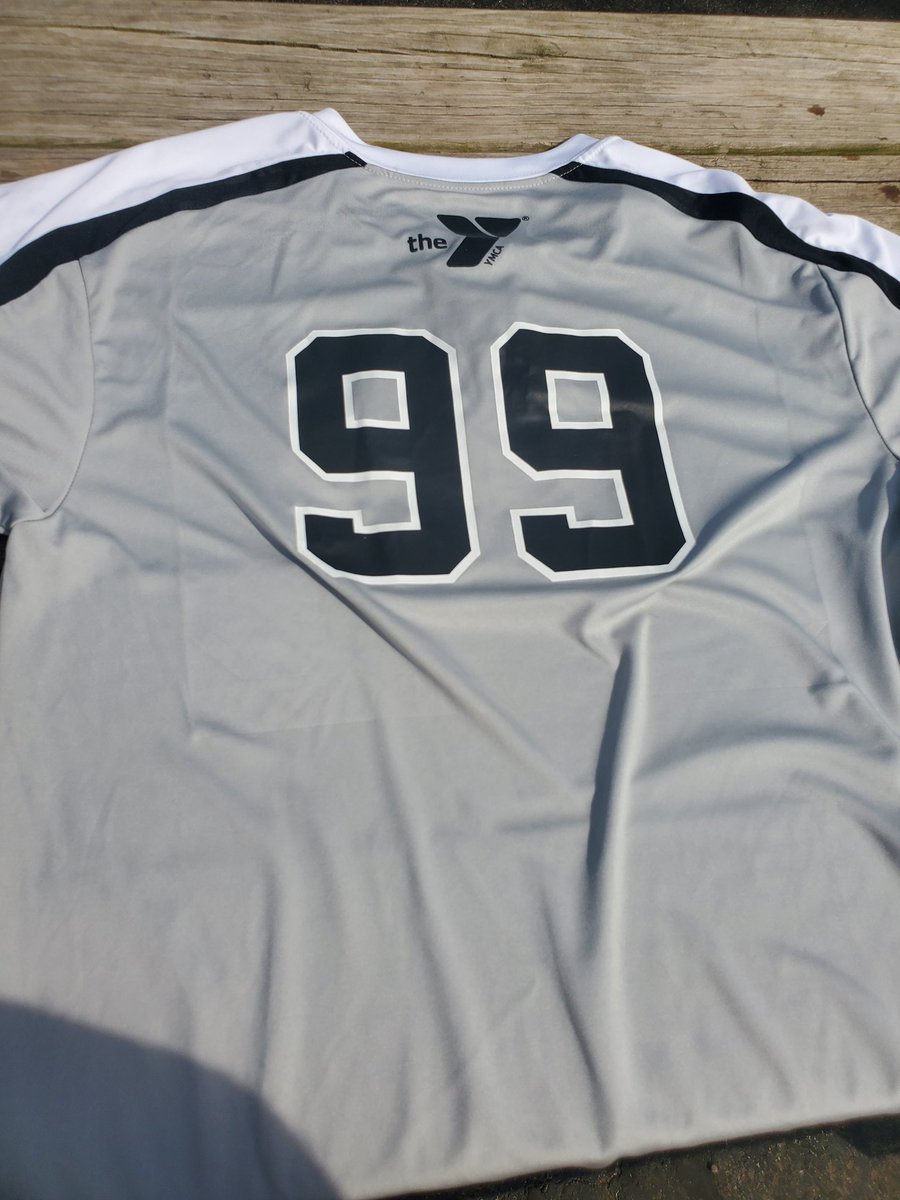 BigPhillyBaseb1's tweet photo. First game of the season, equals fresh threads.
The YMCA 7th grade opened the season up last night Vs Granville. The 8th grade kicks of their season tonight 545pm @ Don Edwards Park Vs Northridge. Thankful for sponsors like Shirck Orthodonics who support the YMCA &amp; our community. https://t.co/Q2ktoSoKVj