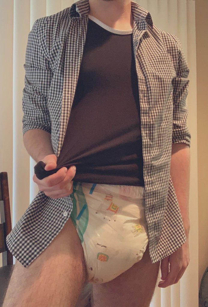 abdlroad's tweet photo. Is anyone else taking advantage of WFH as well??? 😉 #abdl #diapergay https://t.co/stxZmirBFu