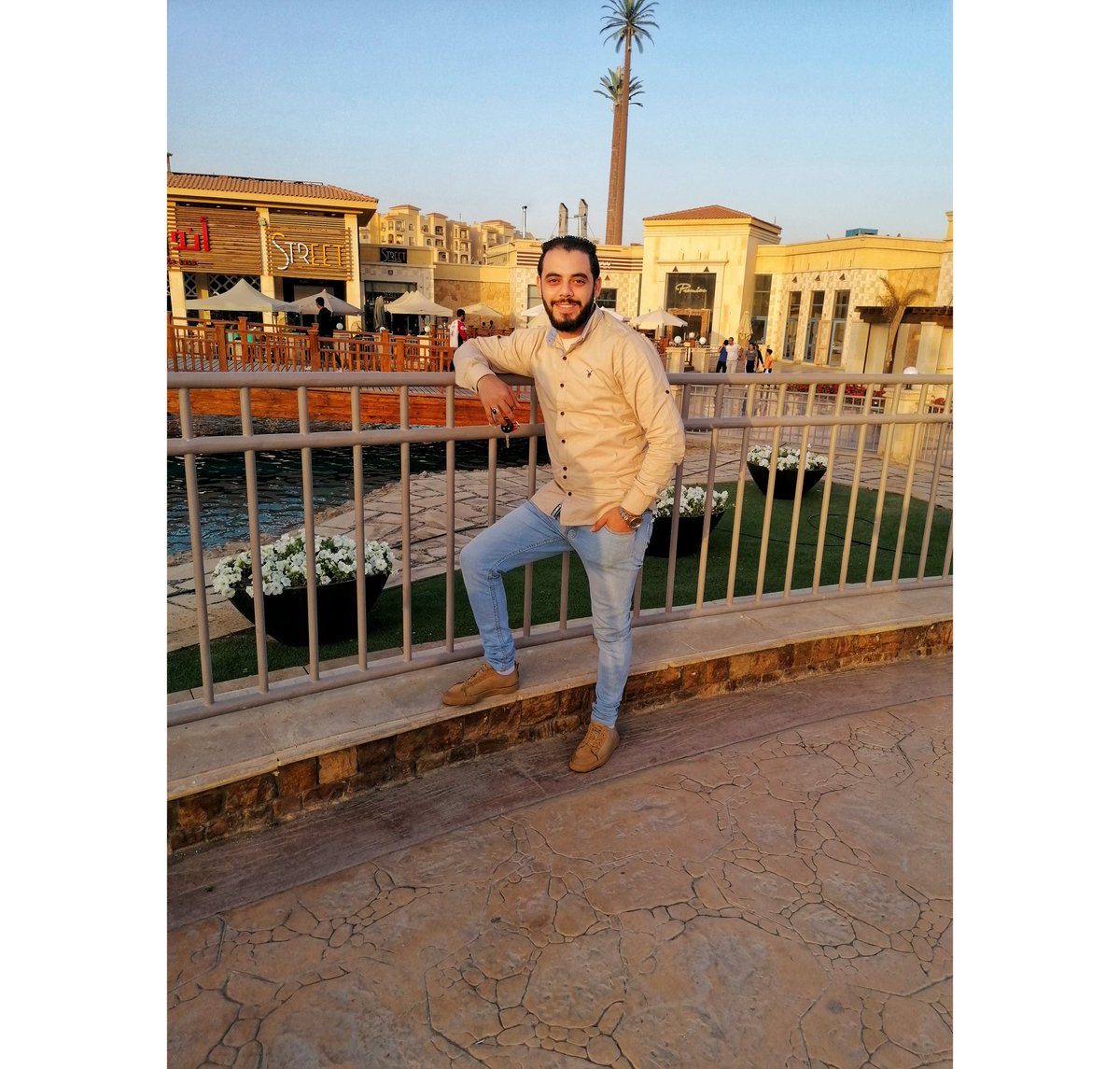 Bah7oby's tweet photo. مدينتي ❤️ ❤️ https://t.co/H0yMV9TuWX