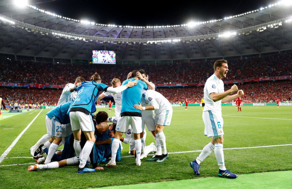 PicksPra's tweet photo. ⚠️⚠️ Dinámica para ganar una Gift Card de Amazon ⚠️⚠️
- Comentar en qué minuto se anotará el ÚLTIMO gol en el partido del Real Madrid vs Liverpool
- 2 comentarios por persona
- Dar ❤️, RT y seguirme
- Usar el #PicksPra para encontrar su comentario
- El primero en acertar, ganará https://t.co/VZ3HgtrNJk